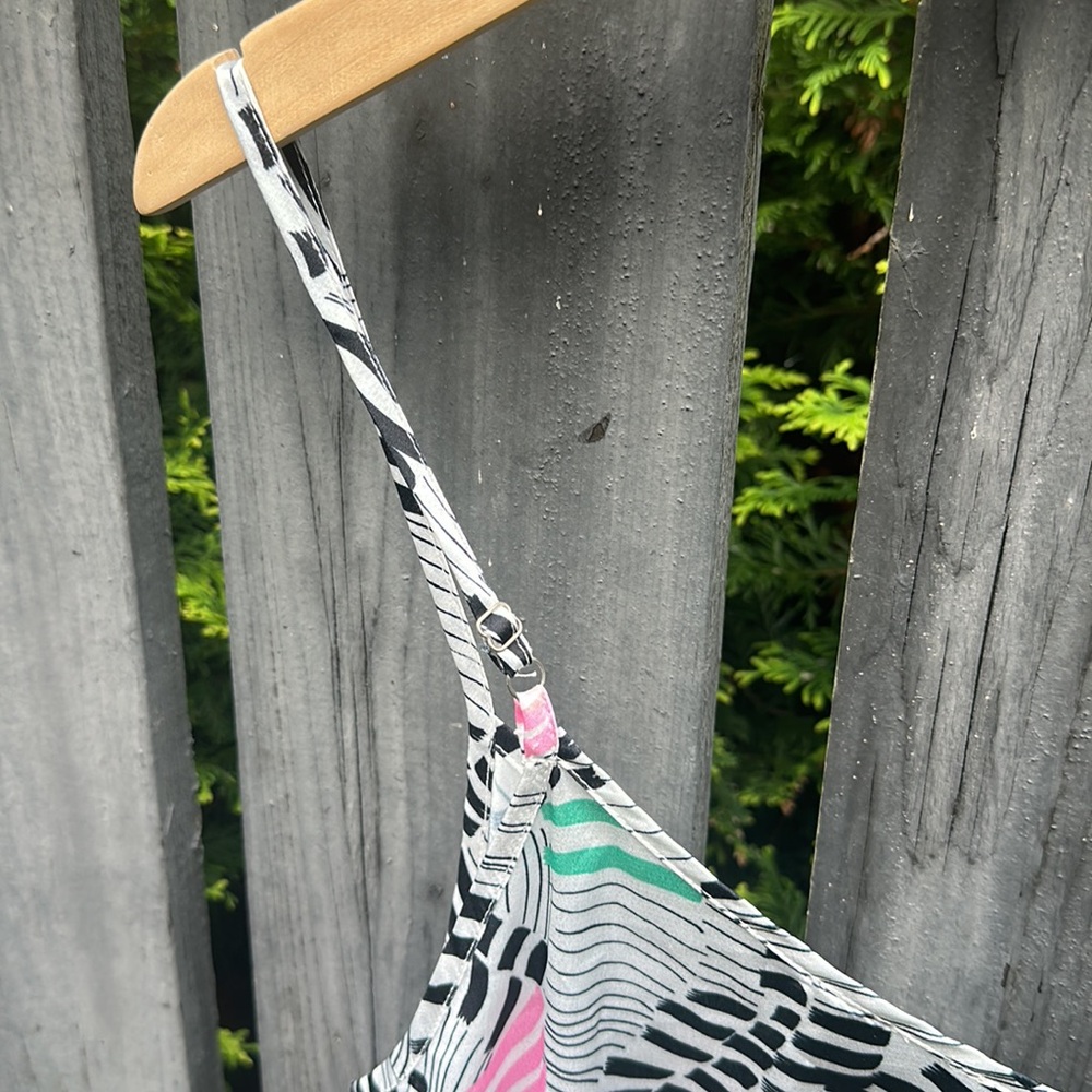 Lily Sidonio Tank Top - Picture 7 of 10